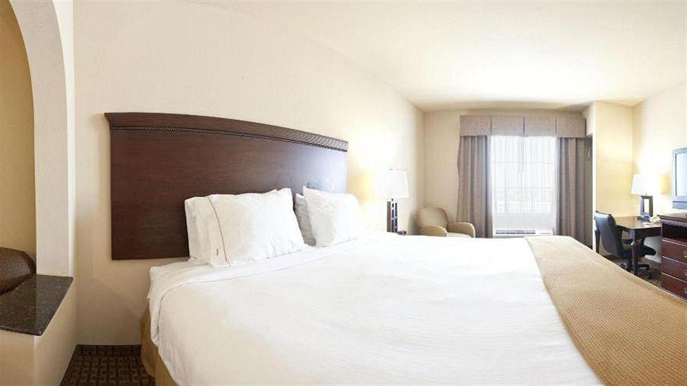 Holiday Inn Express Hotel And Suites Kingsville By Ihg Exteriér fotografie