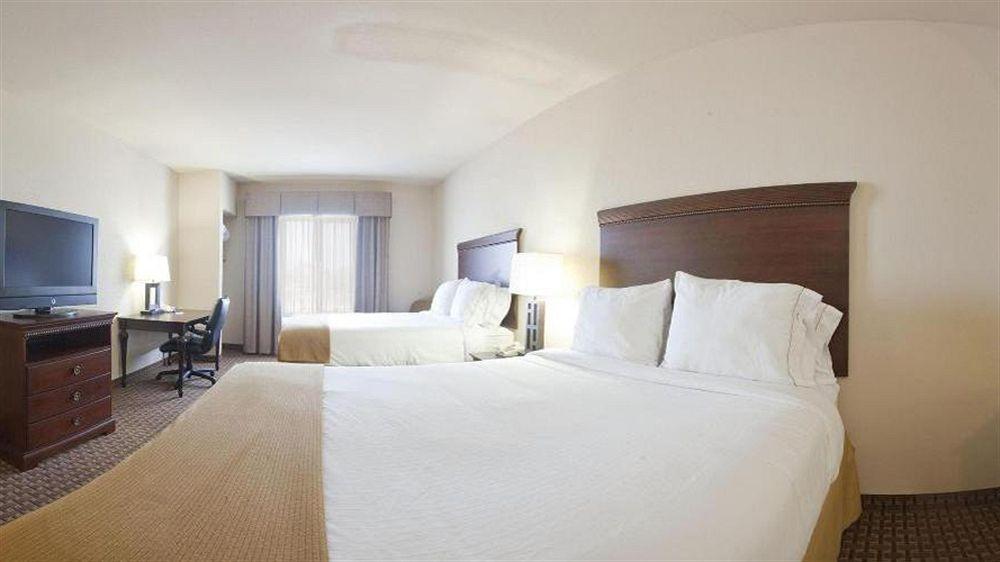 Holiday Inn Express Hotel And Suites Kingsville By Ihg Exteriér fotografie